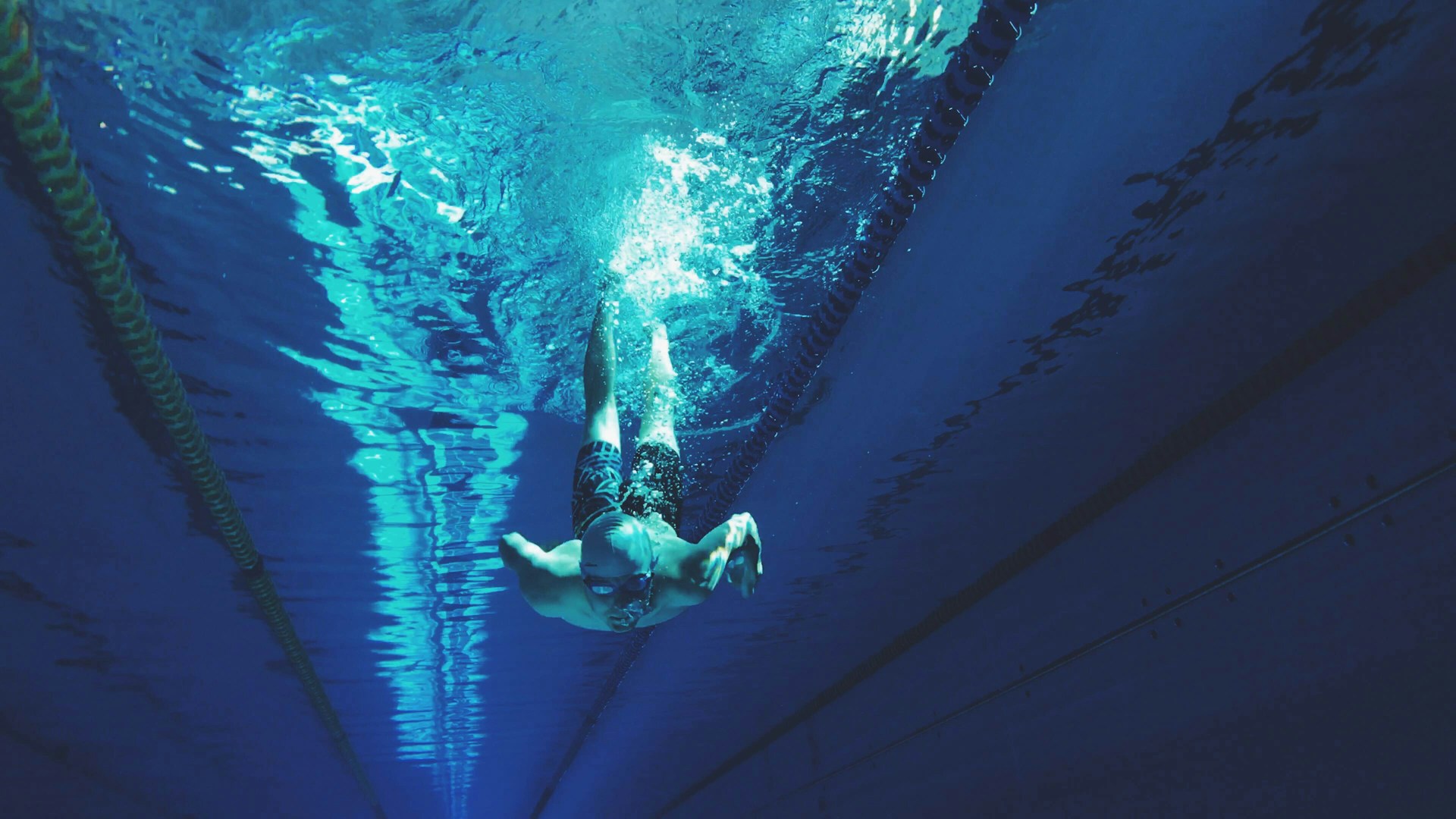 Swimming -Swimming artem verbo Vc8jfmzWoFE unsplash