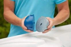 Spa FROG® @ease® Floating Sanitizer System 13 Spa FROG® @ease® Floating Sanitizer System -Swimming ease cartridges 17035.1697054464