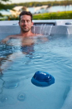 Spa FROG® @ease® Floating System Four Month Kit -Swimming ease man both 35370.1705340773
