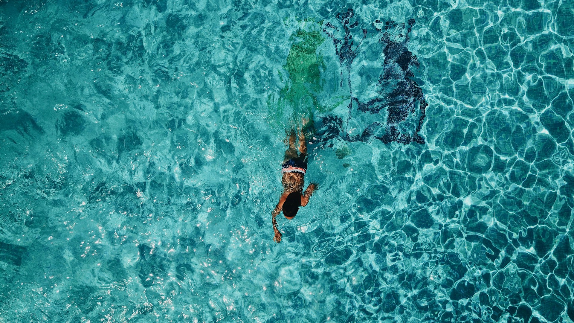 Swimming -Swimming emilio garcia 0RDi37leVp0 unsplash